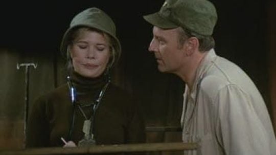 M*A*S*H - Hawkeyho noční můra