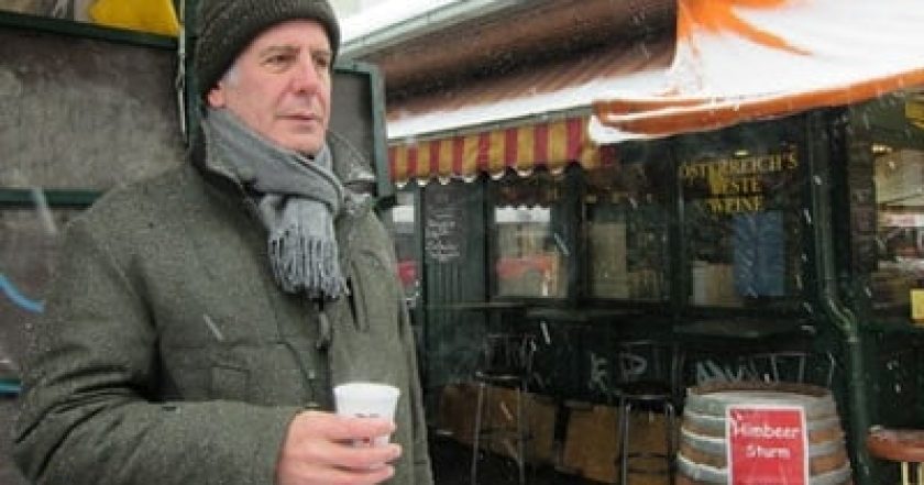 Anthony Bourdain: No Reservations