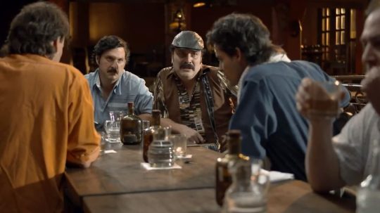 Pablo Escobar: El Patrón del Mal - 6. epizoda