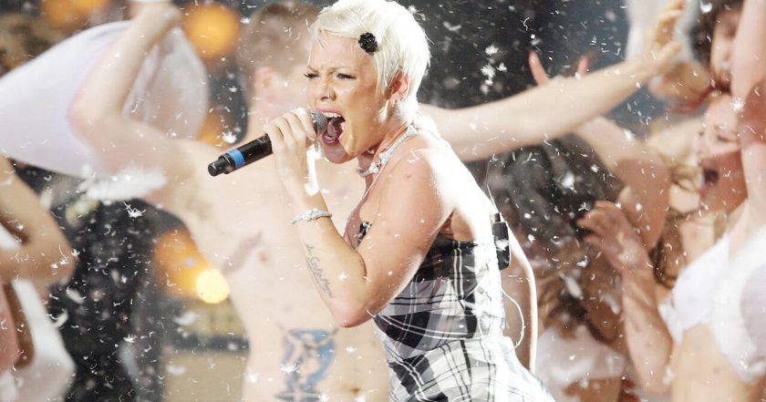 P!NK: Staying True