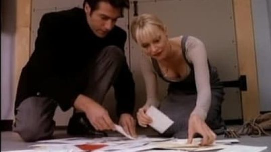 Melrose Place - 12. epizoda