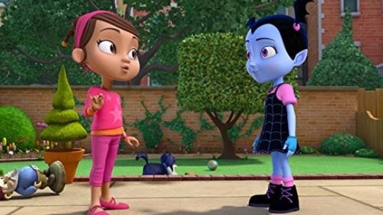 Vampirina - Vampování