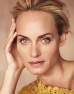 Amber Valletta